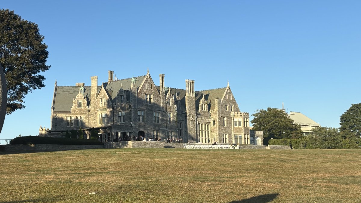 Lawmakers advocate for student housing, more majors at UConn’s Avery ...