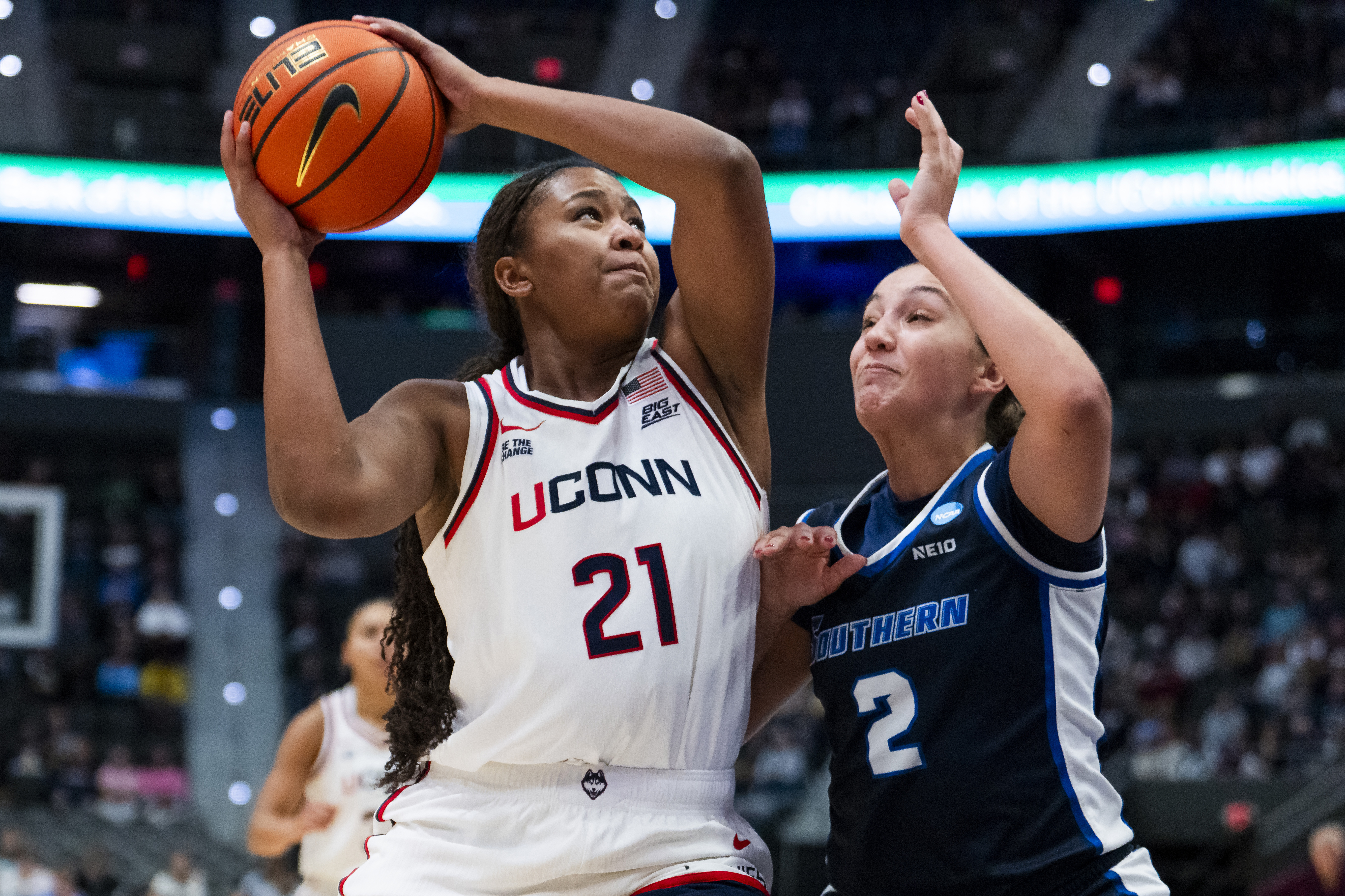 UConn aims for consecutive championships as women’s college basketball ...