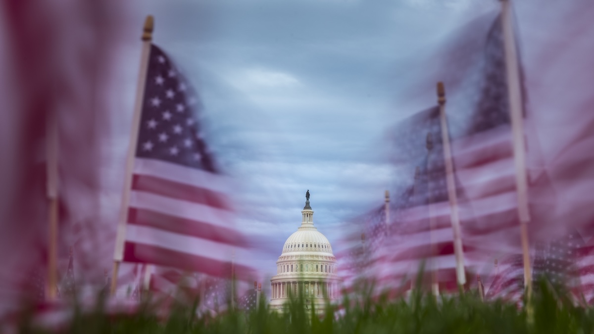 Live updates: Shutdown-ending bill heads to House as flight cancellations rise