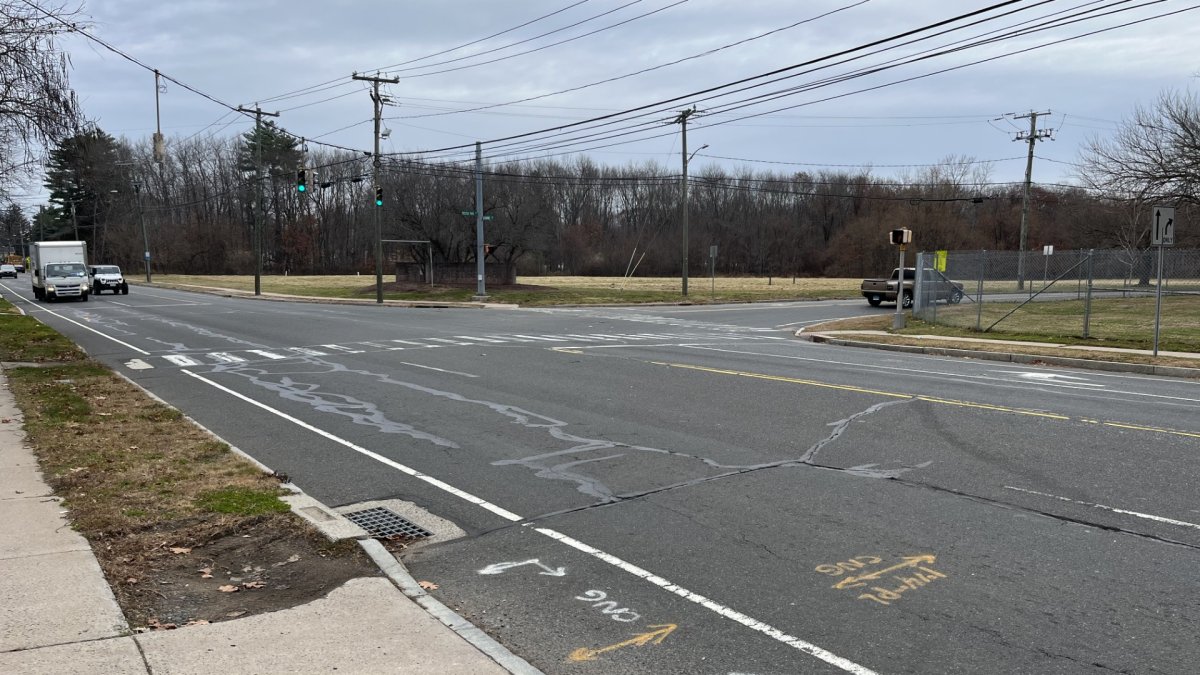 School Street reopens after three-car accident in East Hartford