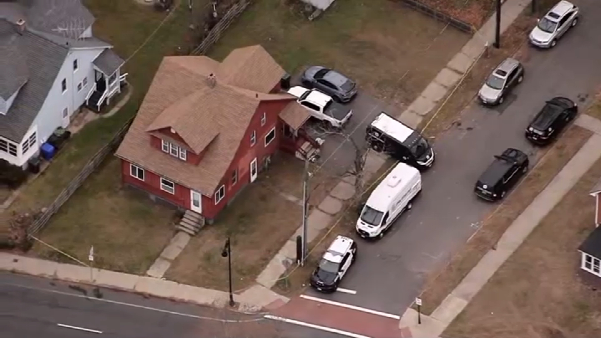 2 from Conn. dead in Mass. double-murder-suicide