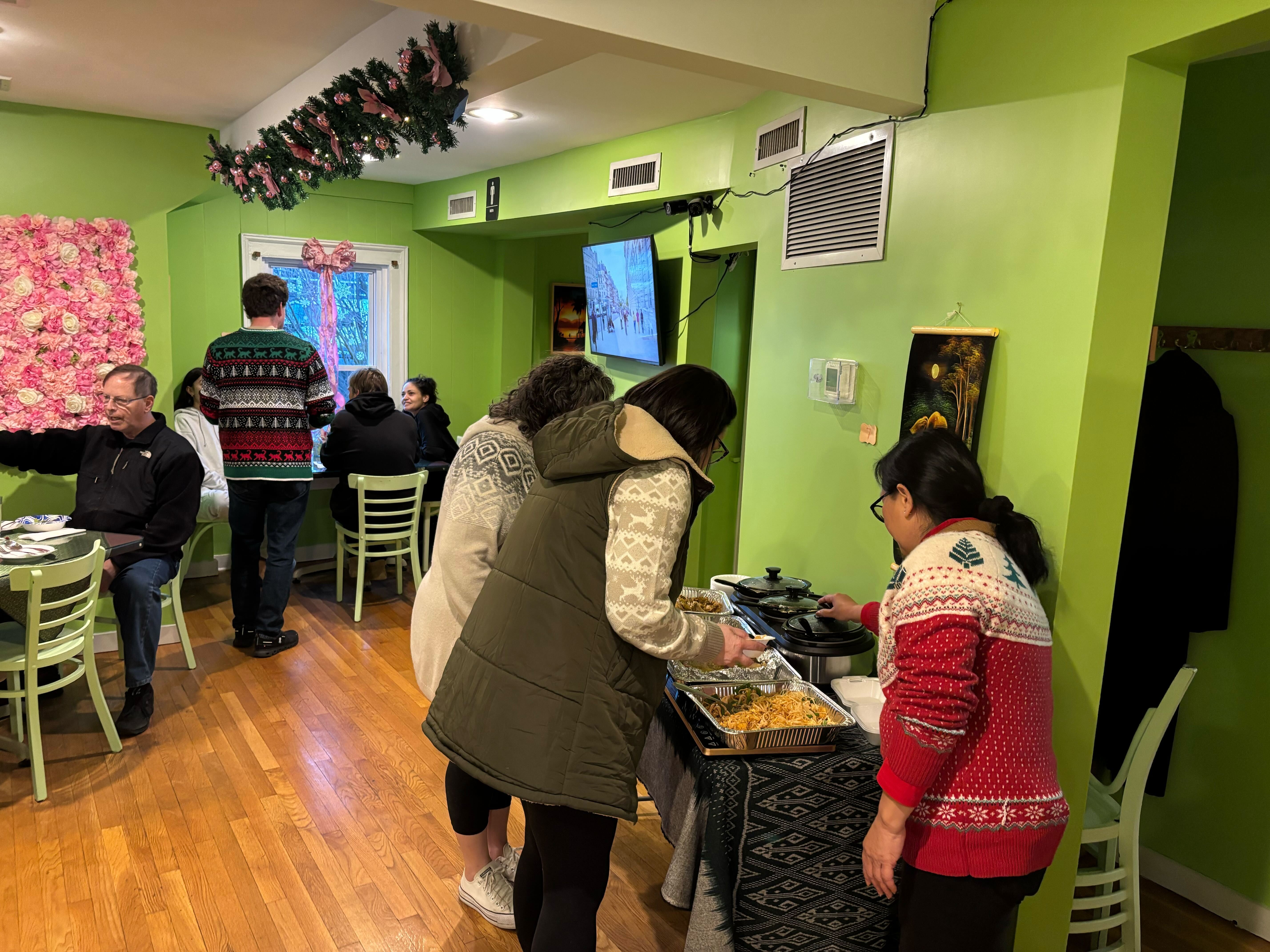 Canton Thai restaurant offers space for community to celebrate Christmas
