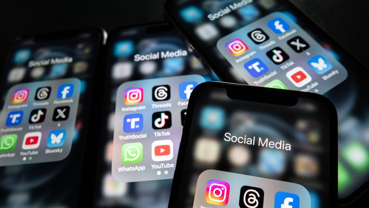 Connecticut Democrats to bring back legislation giving parents control over social media 