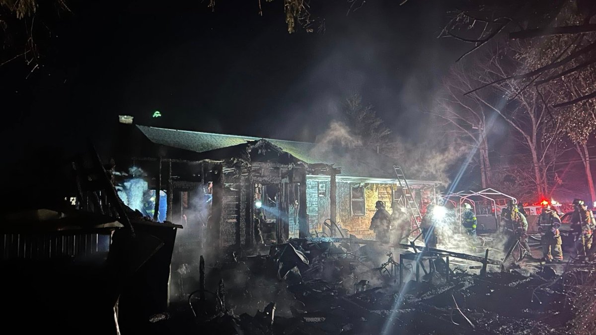 One injured after garage fire in Plainfield 