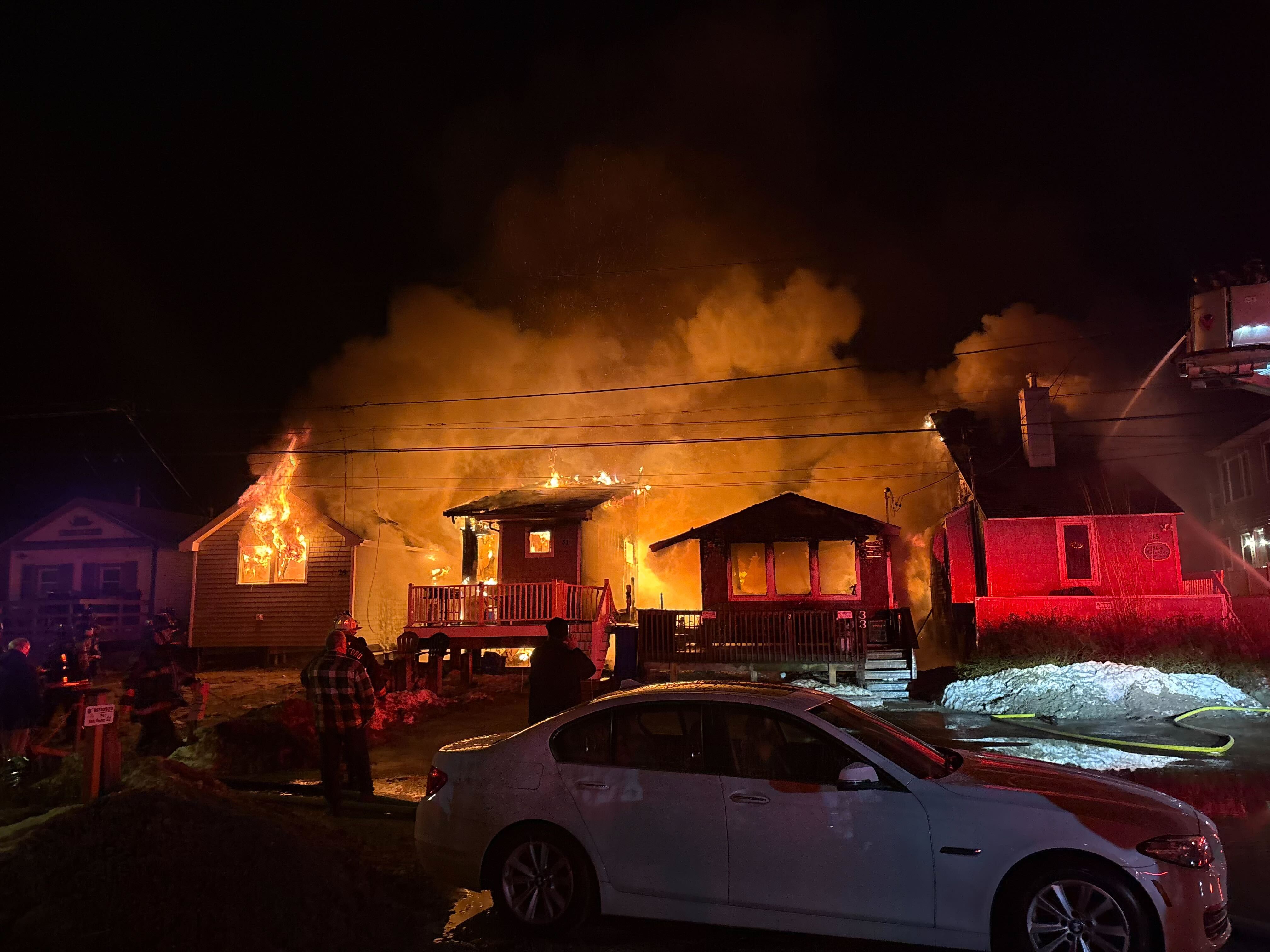 5 cottages damaged after fire in Stratford