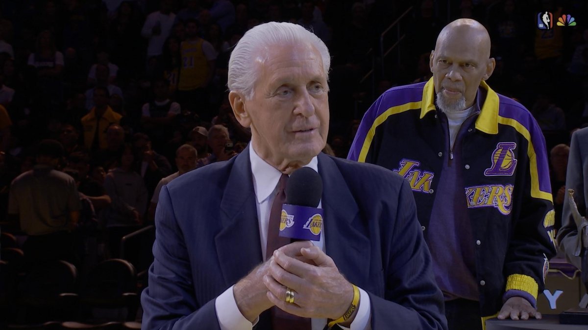 Los Angeles Lakers honor coach Pat Riley with statue, halftime ceremony ...