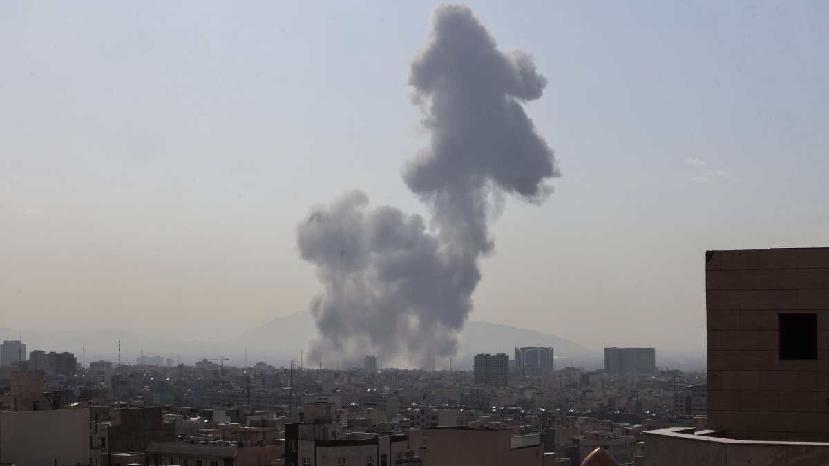 CT lawmakers react to Iran strikes by U.S. & Israel