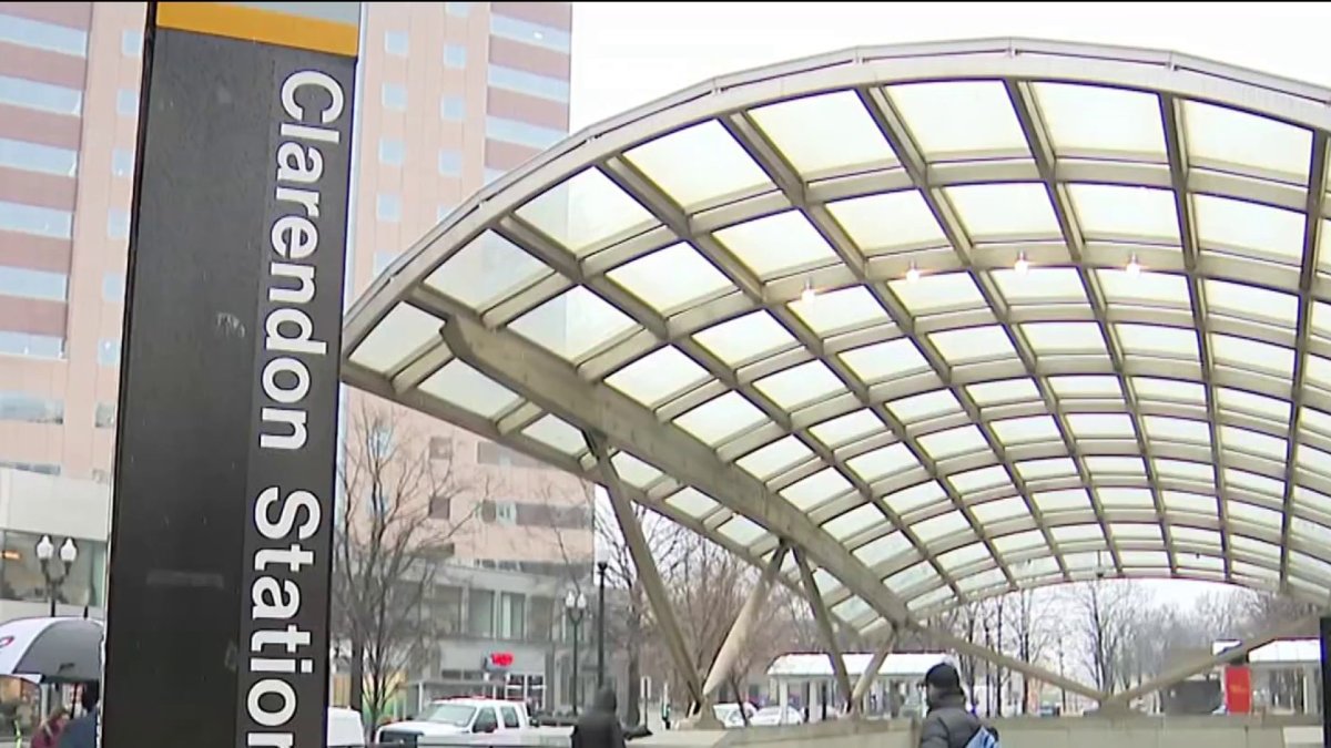Pardoned Capitol rioter arrested for fondling women's hair on DC trains, livestreaming it
