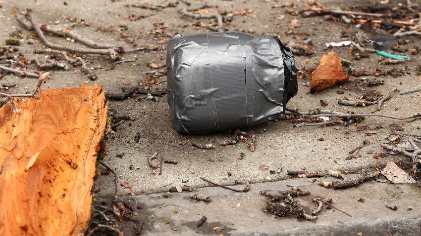 View of an unexploded homemade device in front of Mayor Zohran Mamdani’s official residence in New York on Saturday.