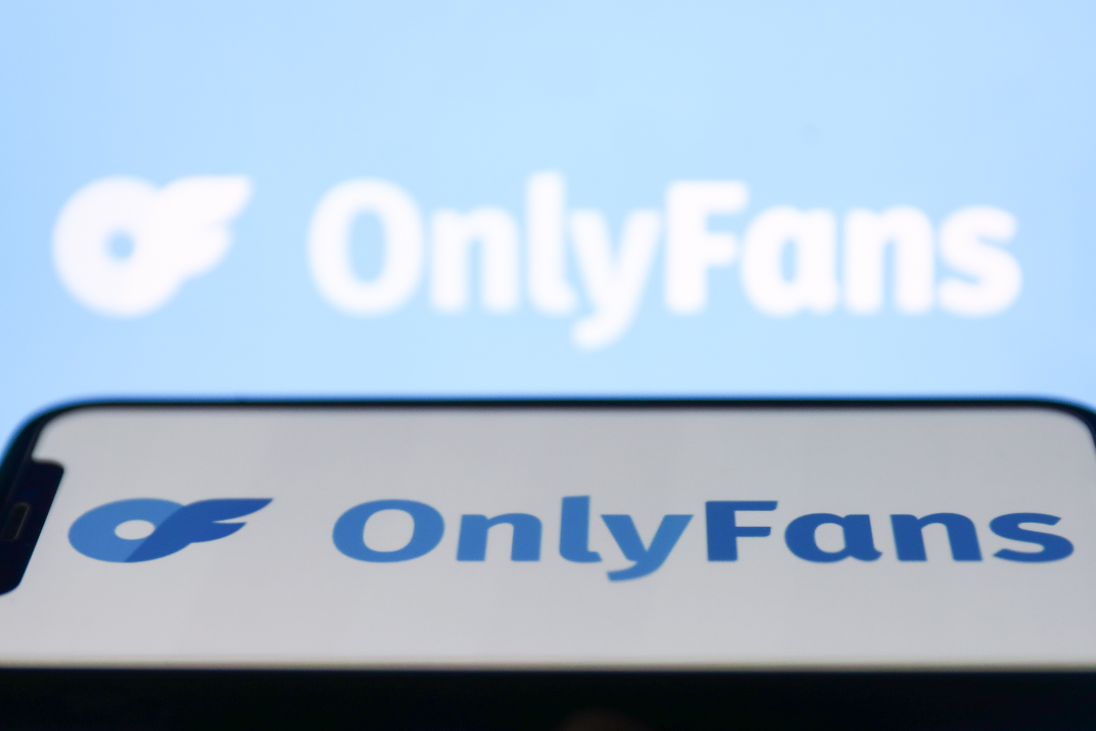 OnlyFans owner Leonid Radvinsky dies of cancer at 43 – NBC Connecticut