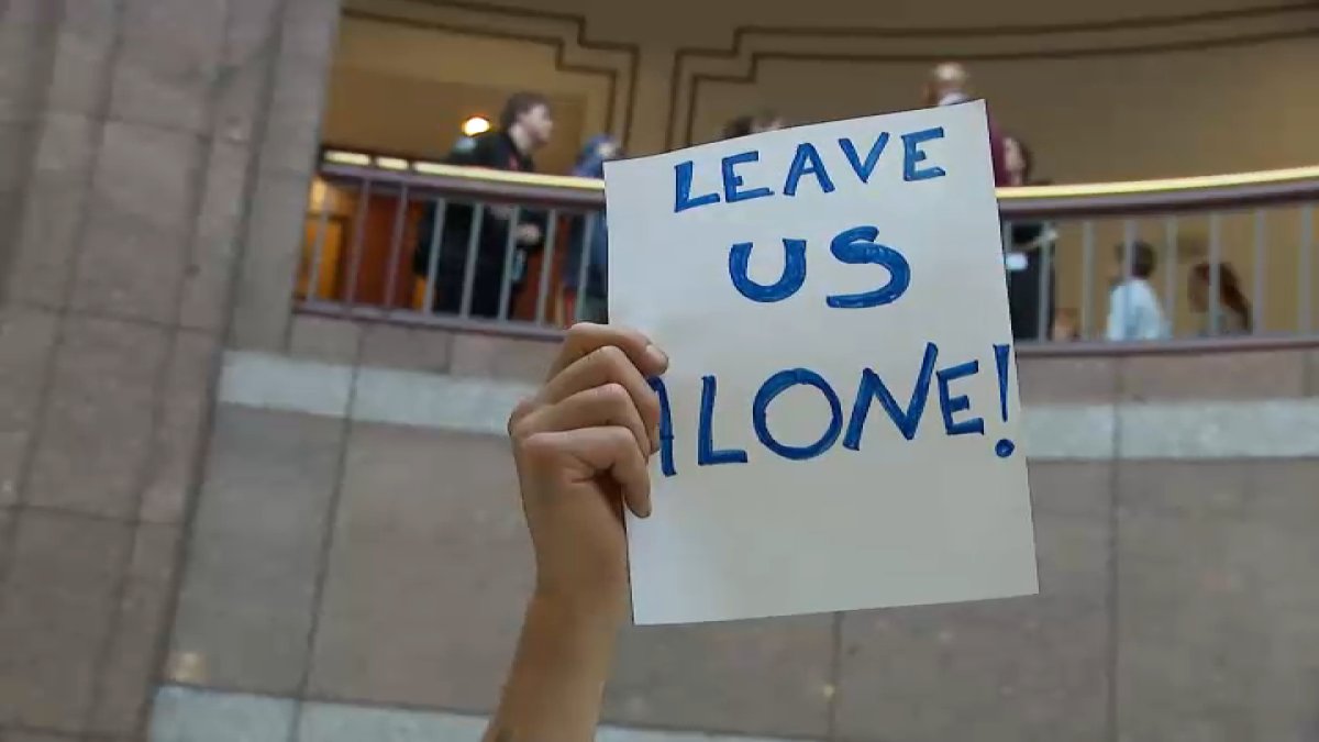 Homeschool families gather to object Connecticut bill prosposing more oversight