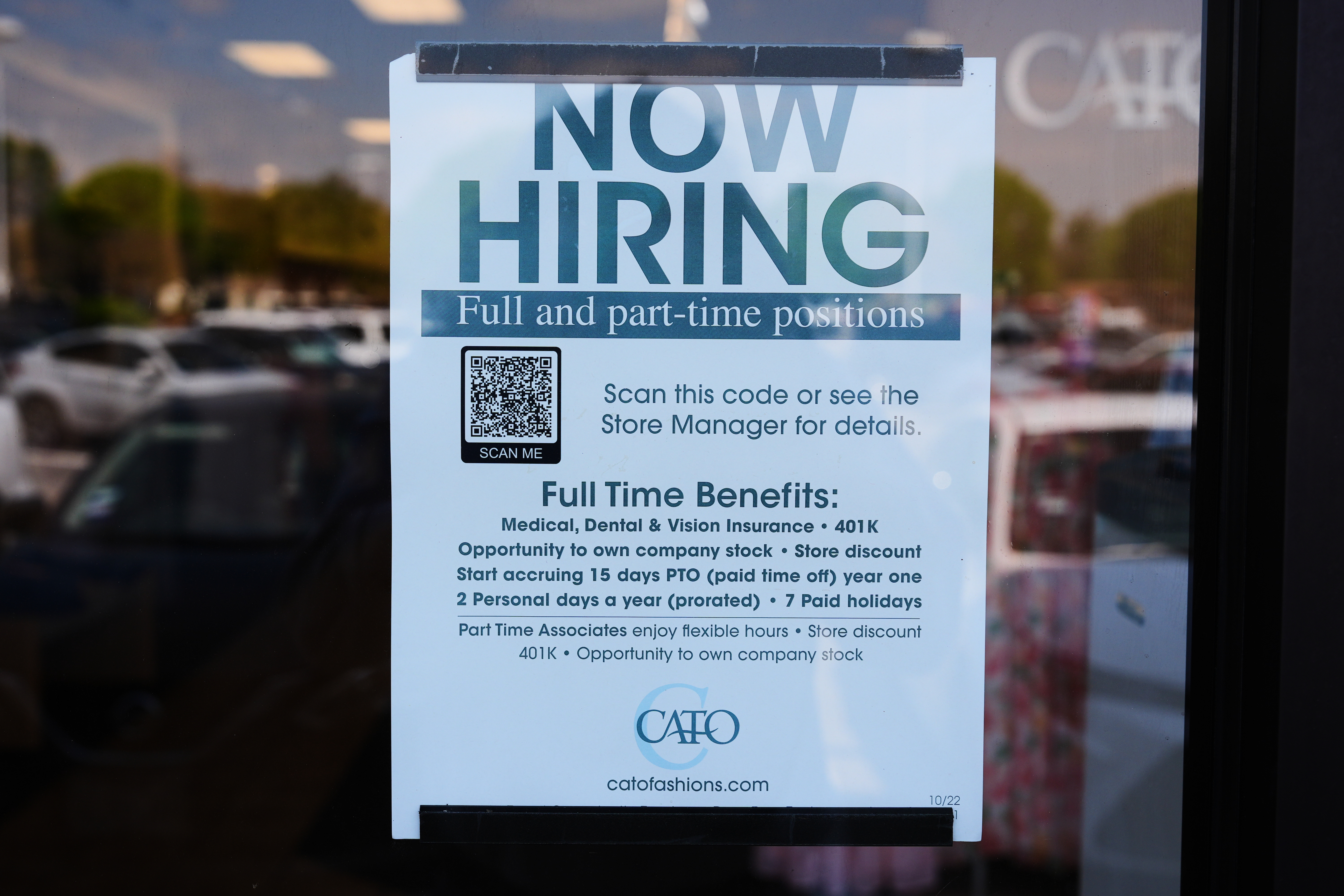 U.S. applications for jobless benefits fell to 227,000 last week