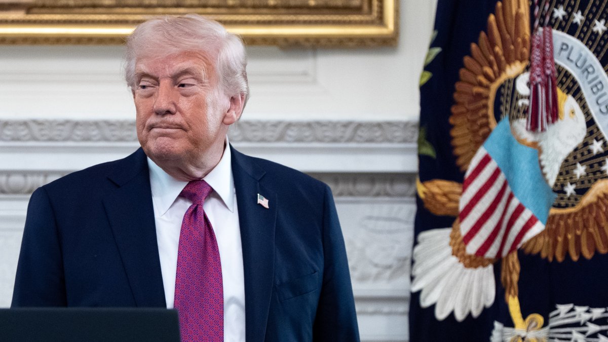 Live updates: Uncertainty shrouds possible U.S.-Iran talks after Trump extends ceasefire