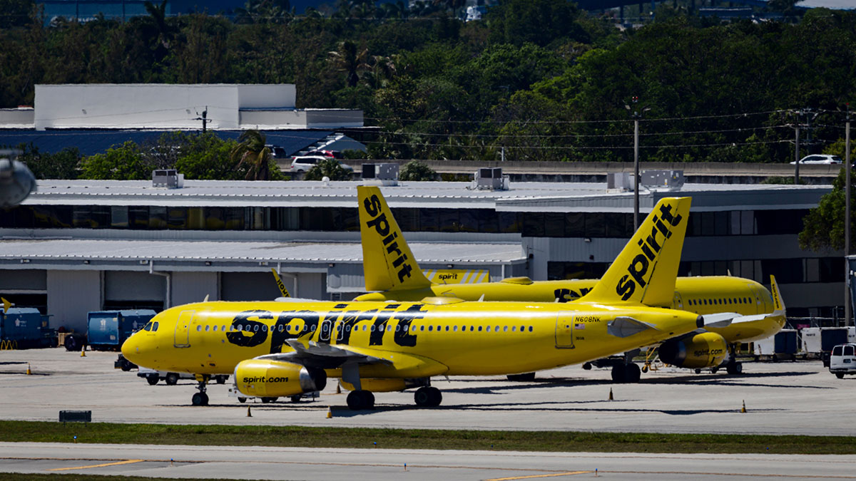 Spirit Airlines could shut down as soon as tomorrow, source says