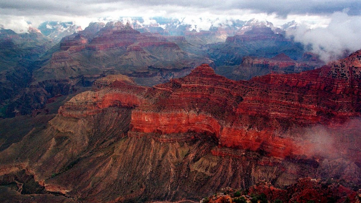 Grand Canyon to see extreme heat watch following 3 hiker deaths – NBC ...