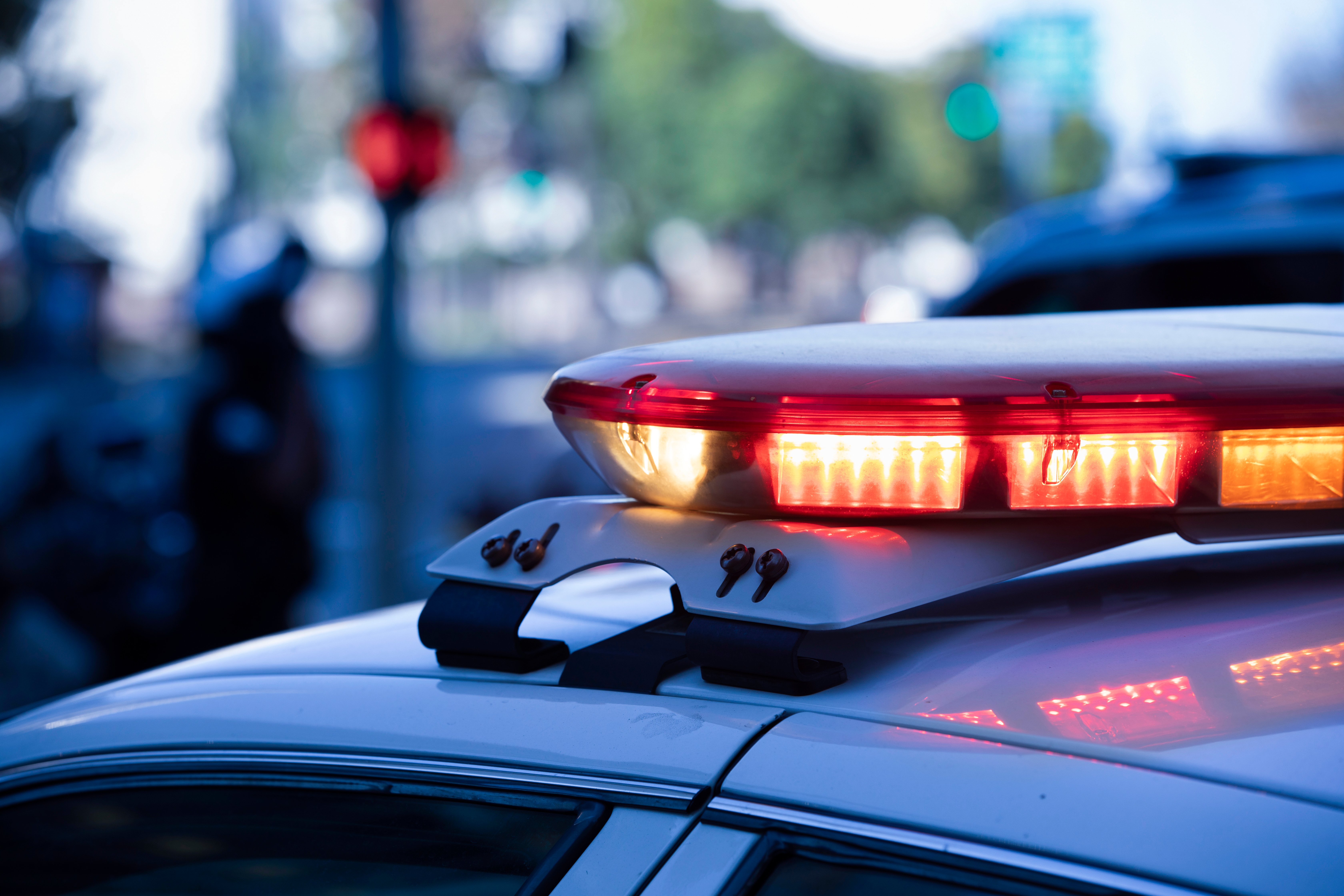 Putnam crash leaves bicyclist seriously injured