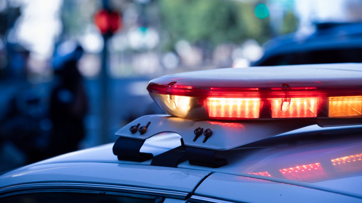 Putnam crash leaves bicyclist seriously injured