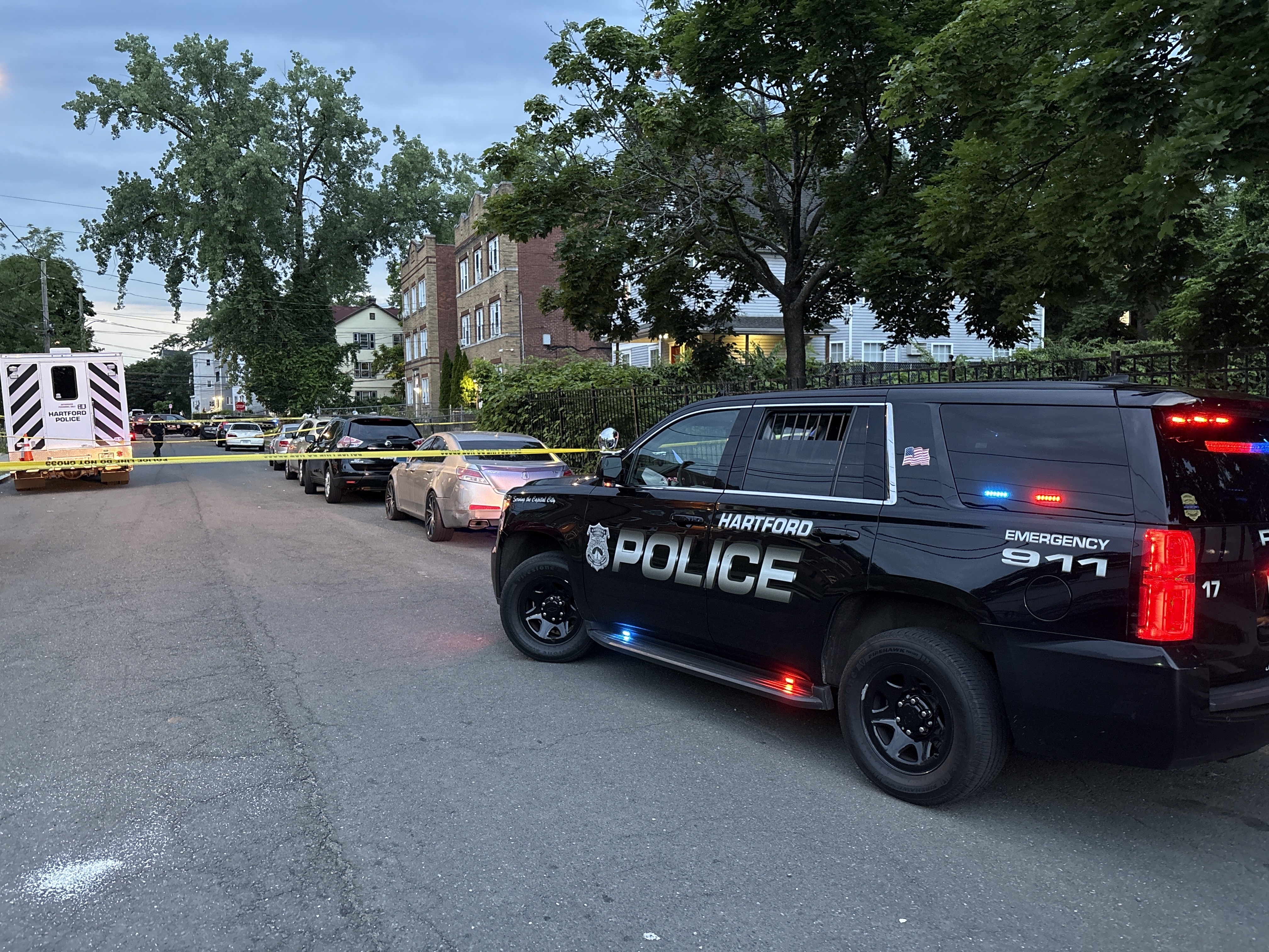 1 dead in Hartford double shooting