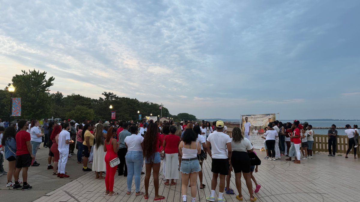 ‘Together in eternity': Brothers killed outside West Haven bar remembered at vigil