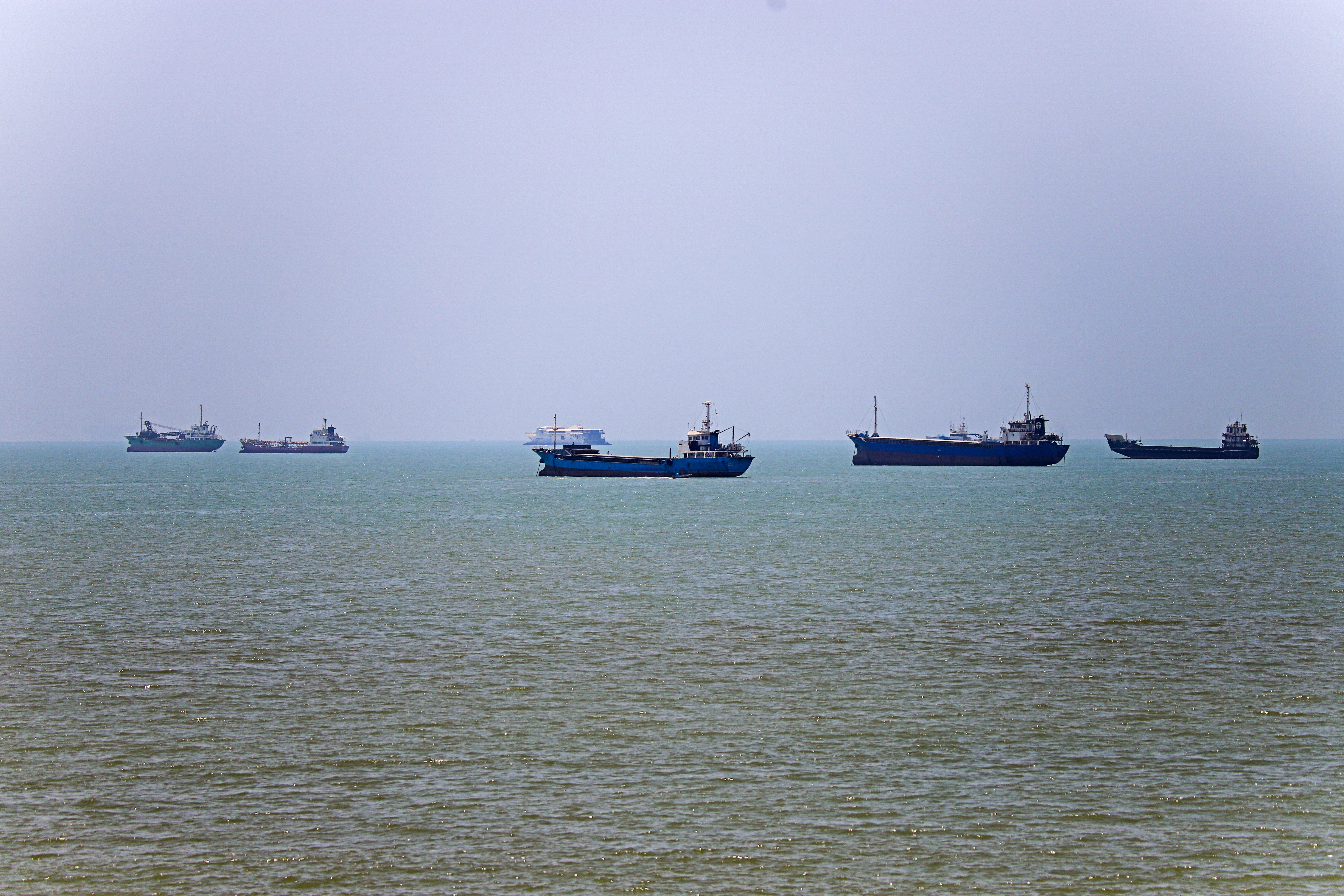 Trump Rejects Iranian Proposal to Reopen Strait of Hormuz