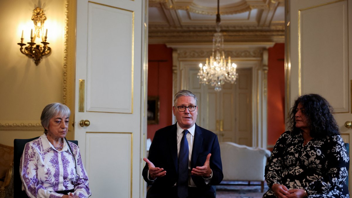 UK formally apologizes for forcing unwed mothers to give up babies for adoption