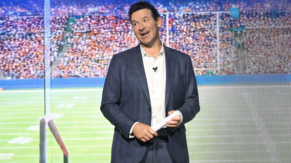 Tony Romo booked on suspicion of impaired driving in Milwaukee