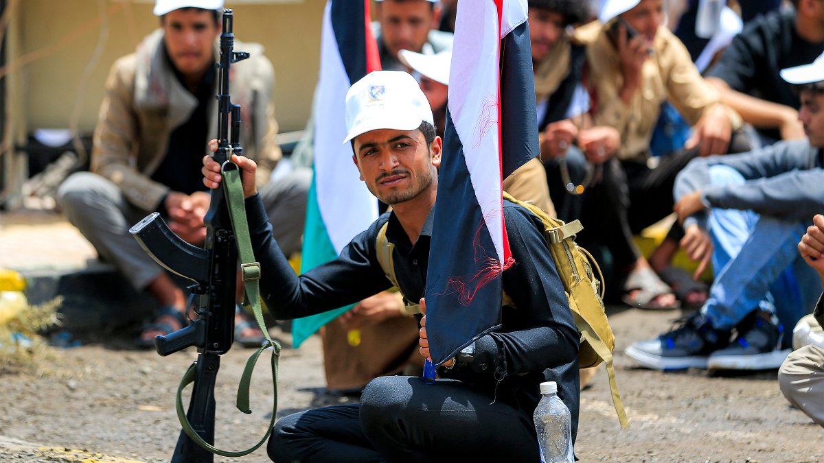 Houthis say they attacked Saudi tankers in the Red Sea as U.S. carries out 12th night of strikes