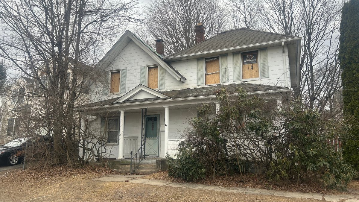 State seeks to dismiss claim against DCF in Waterbury captivity case