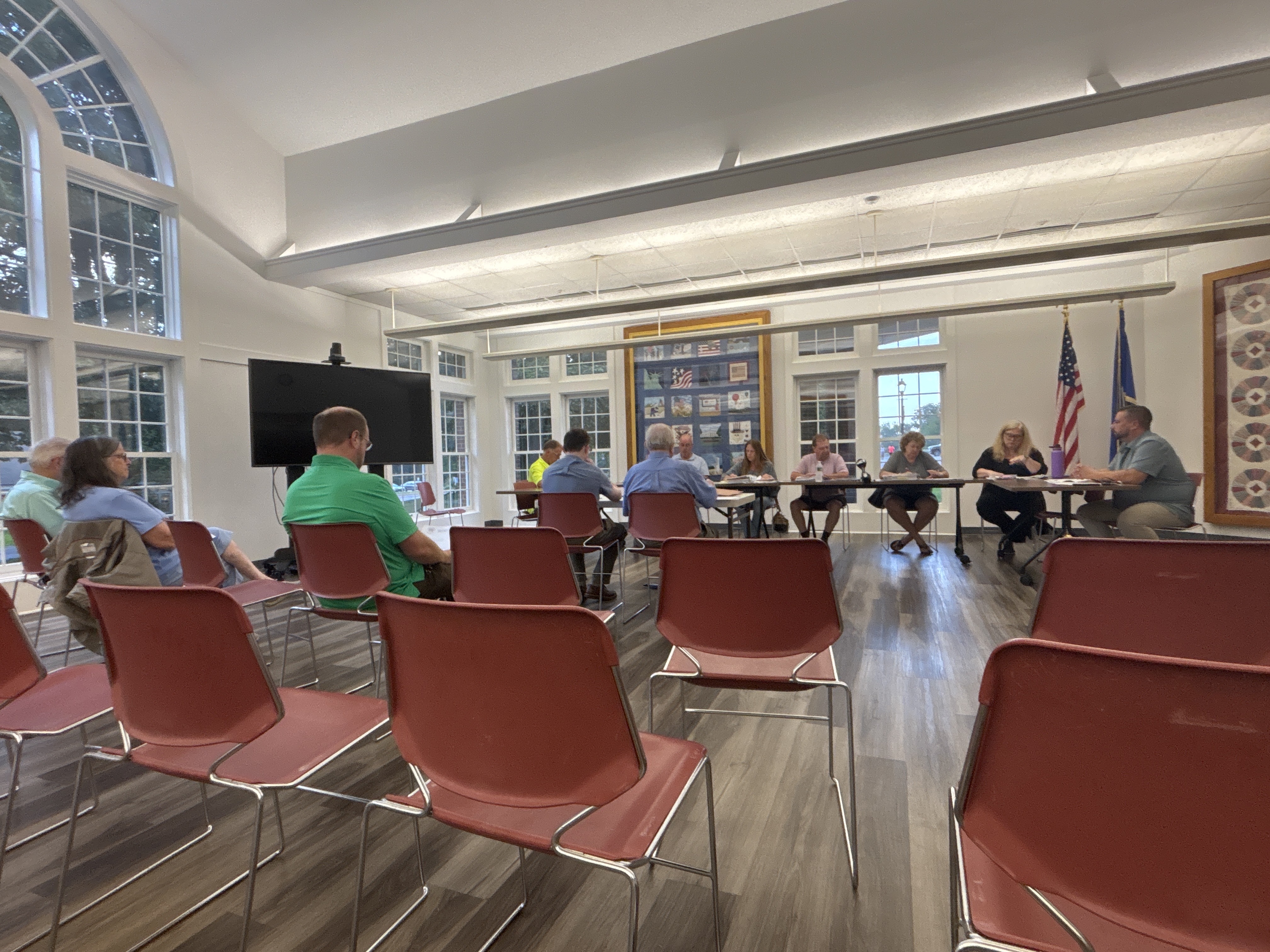 nbcconnecticut.com - Jayne Chacko - Harwinton discusses pause on data centers, battery storage facilities and solar