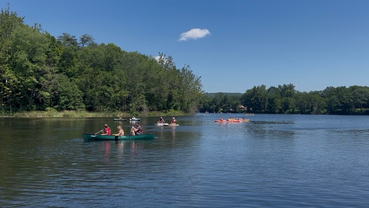 Farmington River popular place to beat the heat this holiday weekend
