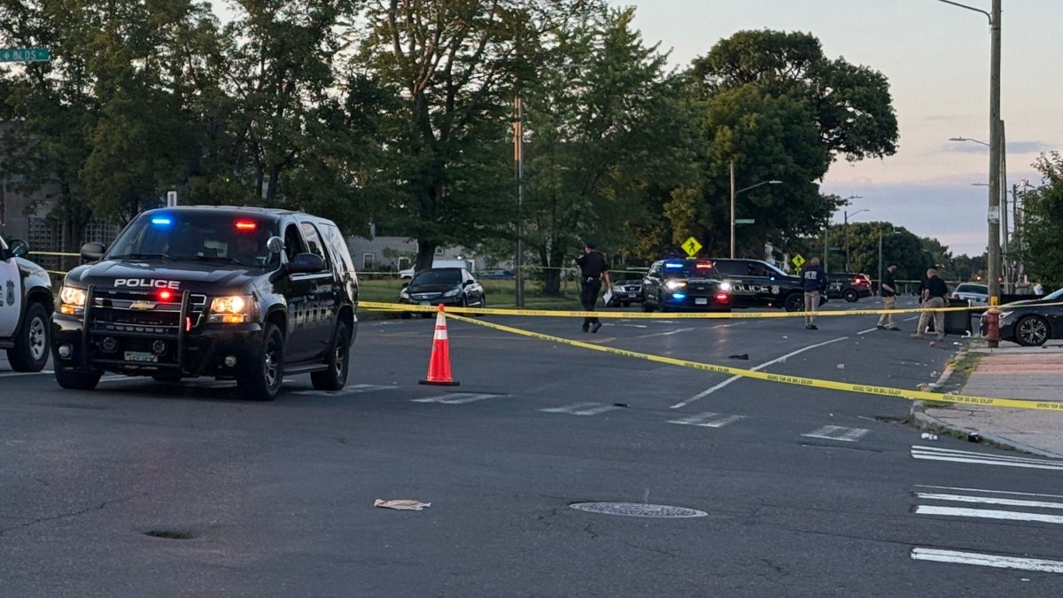 One person dead and four injured in early morning Hartford shooting – NBC Connecticut