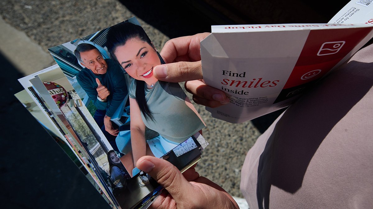 Wife of U.S. soldier removed from deportation flight,  released from immigration custody