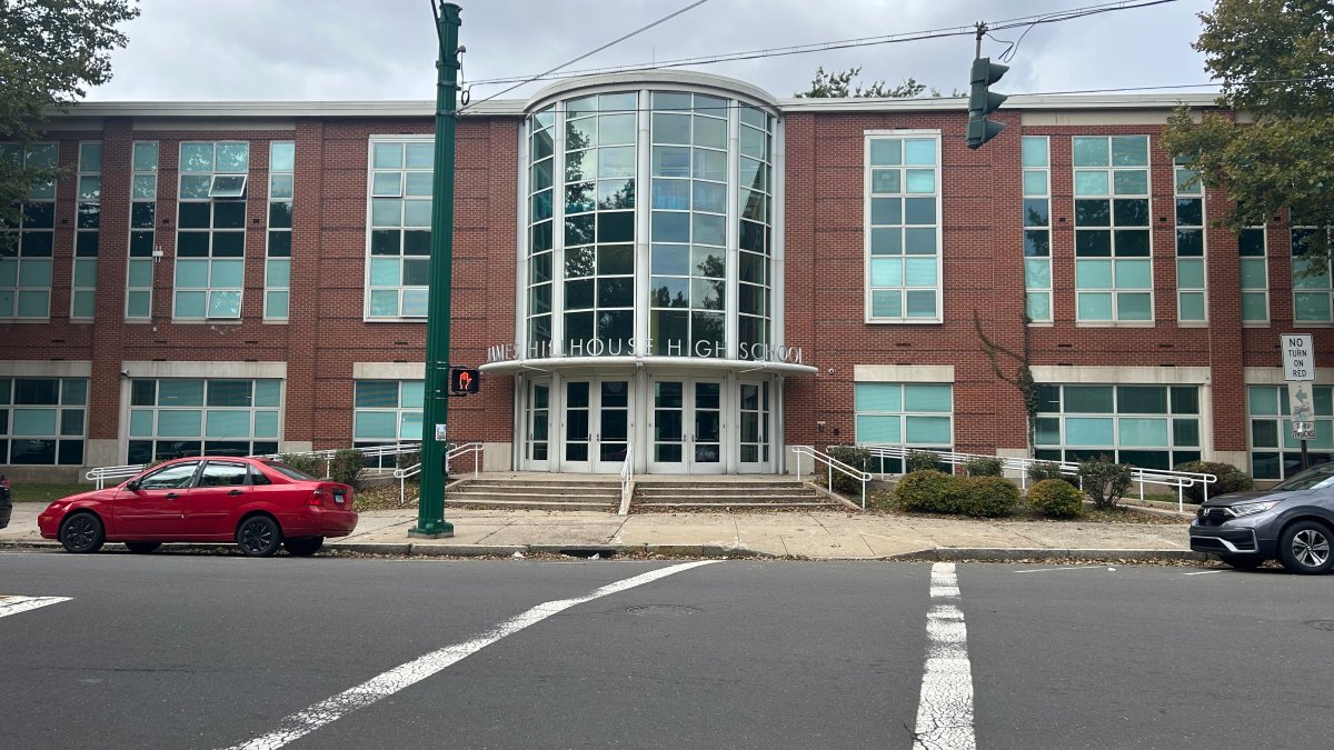 New Haven teachers to call on city leaders to address school building conditions