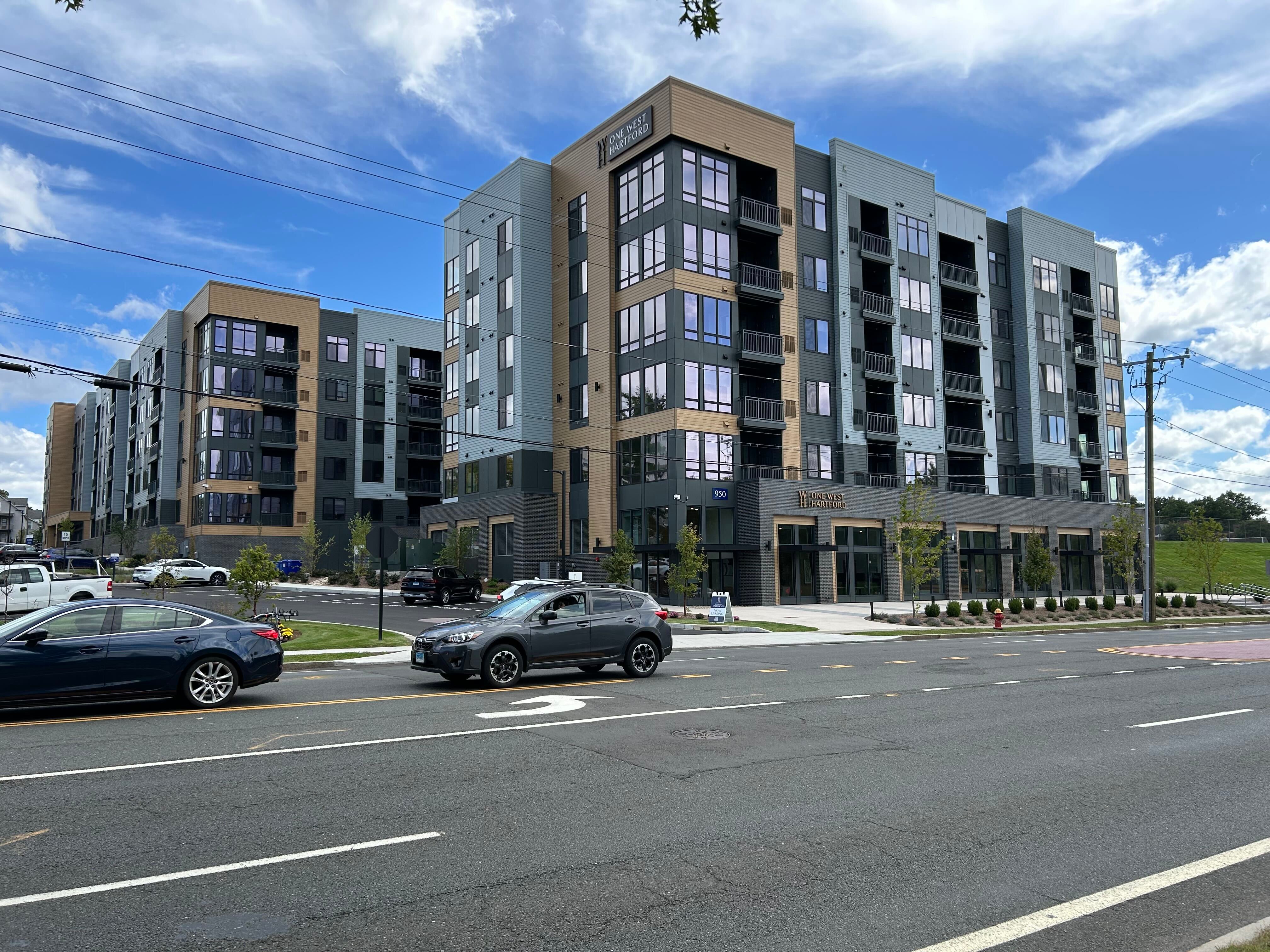 Luxury apartments filling up in West Hartford amid Connecticut housing crunch