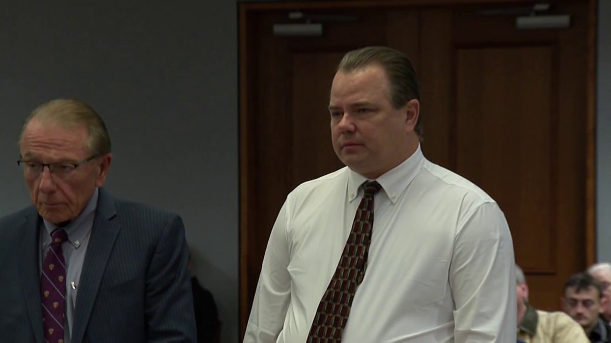 Former funeral director accused of stealing from 130 people takes plea deal