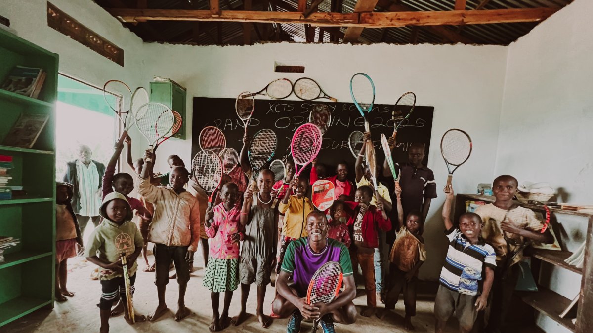 Glastonbury teen collects tennis rackets to help players in Uganda
