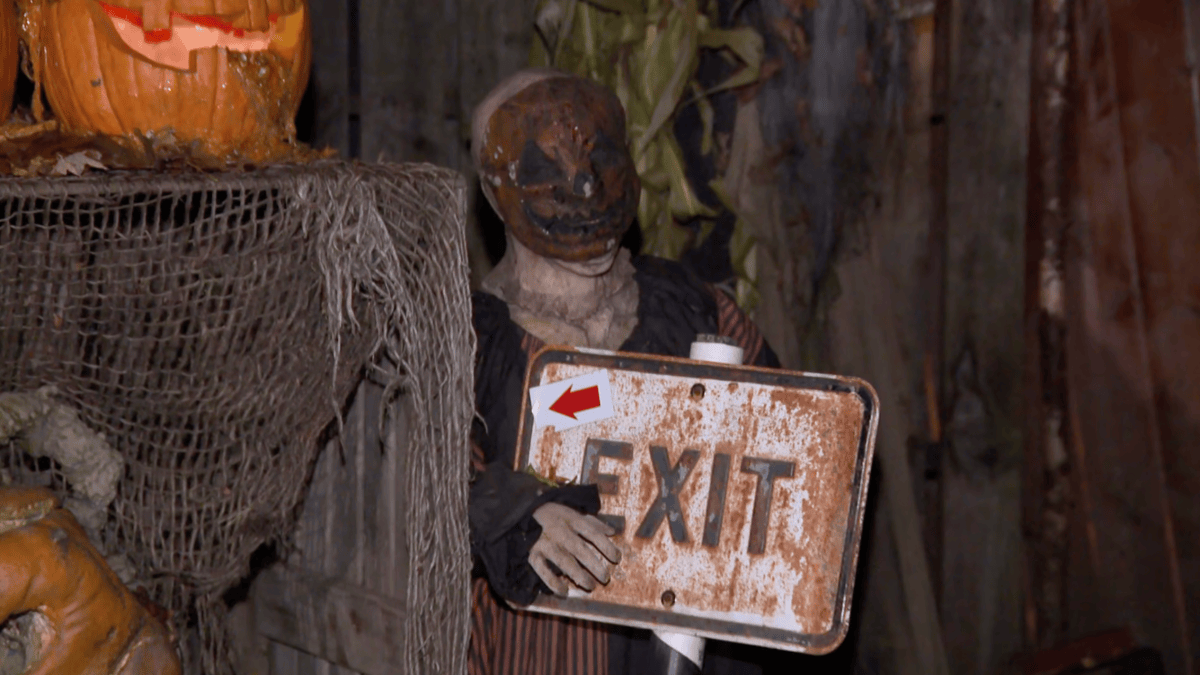 Thrills with chills: locals enjoy Trail of Terror despite cold temperatures