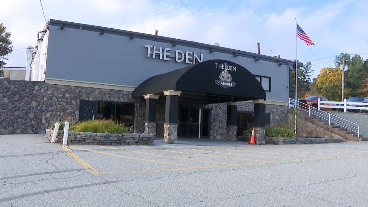 Strip club at former Electric Blue in Tolland closes after losing liquor permit