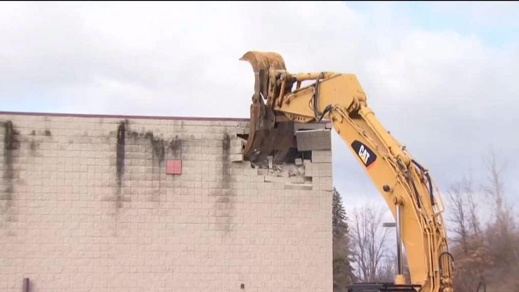 Demolition Begins at East Windsor Casino Site