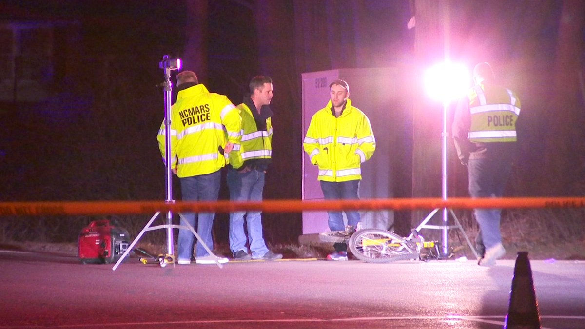 Plainville Man Hit By Car in Farmington Is in Serious Condition: Police