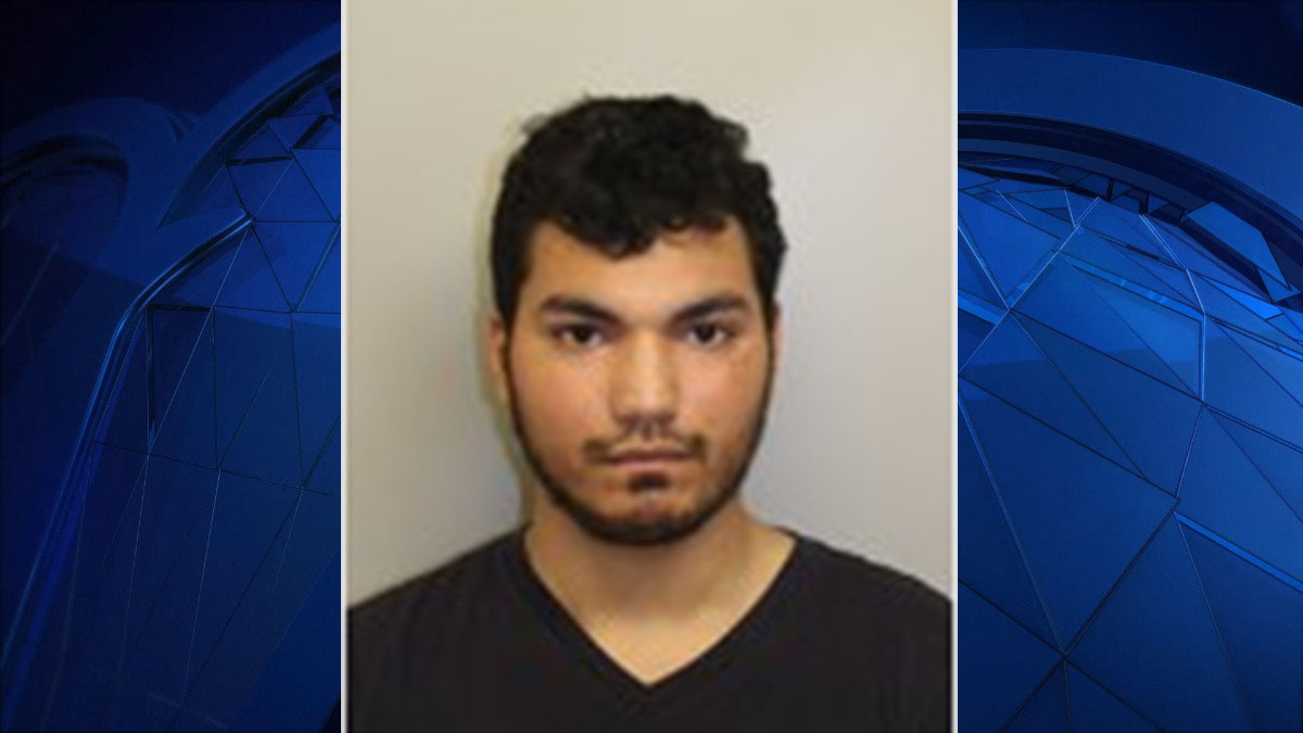 Man Accused of Robbing Newington Game Stop at Gunpoint