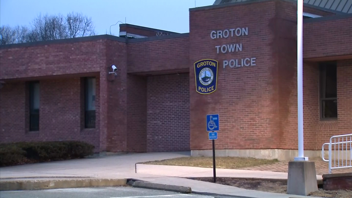 Suspect Fled Police, Dragged Officer With Car: Groton Police