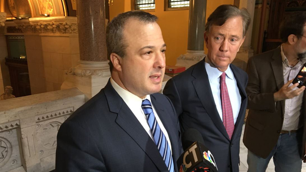 Harris Ends Run for Governor, Endorses Lamont