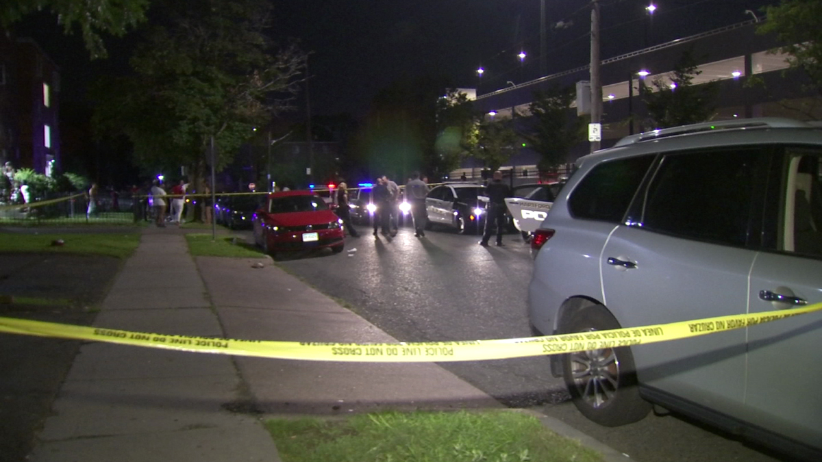 Woman Stabbed 3 People on Sumner Street in Hartford: Police