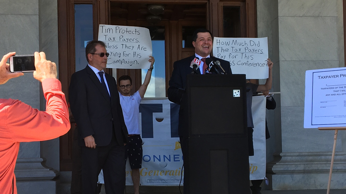 Stefanowski-Backing Protester Disrupts Herbst Anti-Tax Event