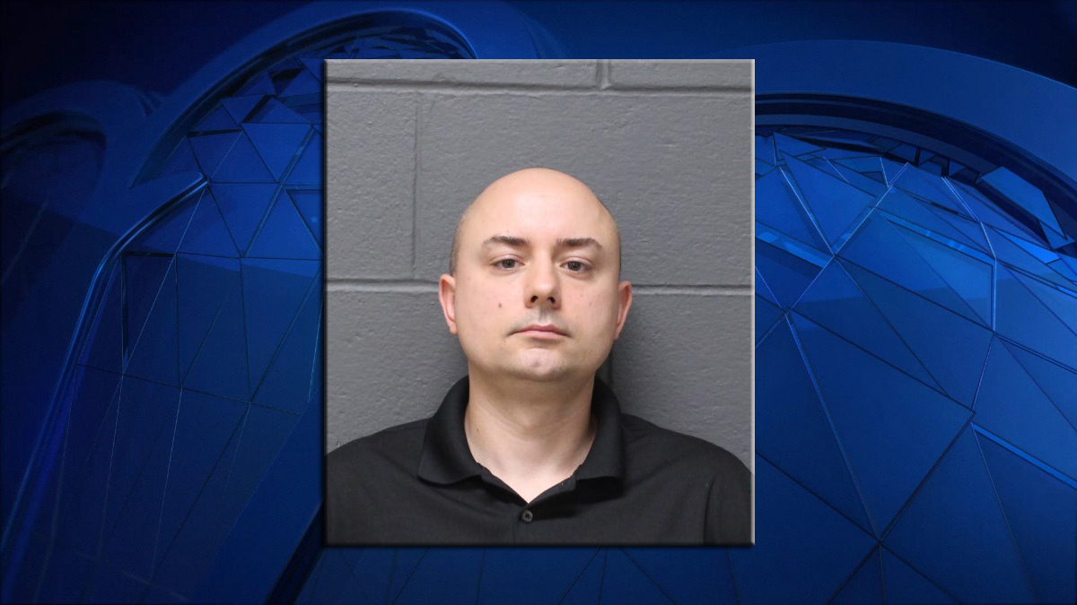 Real Estate Agent Left Kids in Car While Showing Home: PD