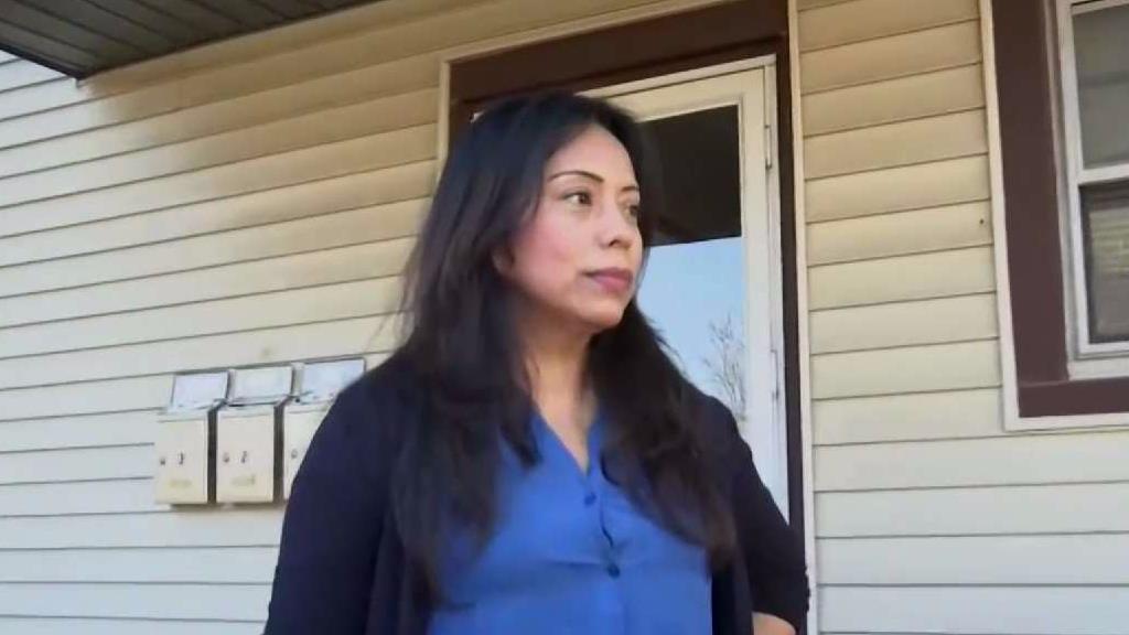 Deportation Delayed for Ecuadoran National Living in Meriden