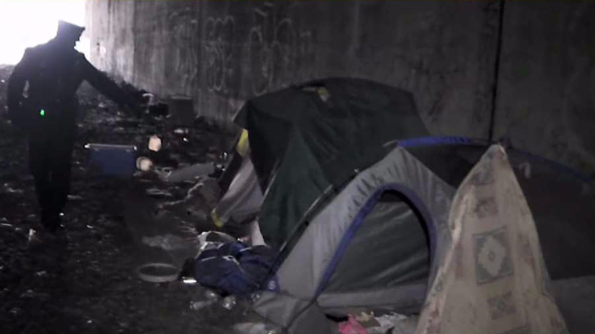 Hartford Cop is Champion for Homeless