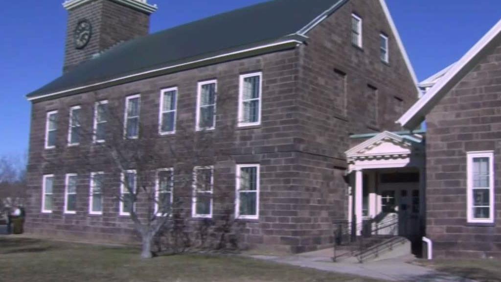 Pastor Who Confronted Police After Arrest in East Haven Church Resigns