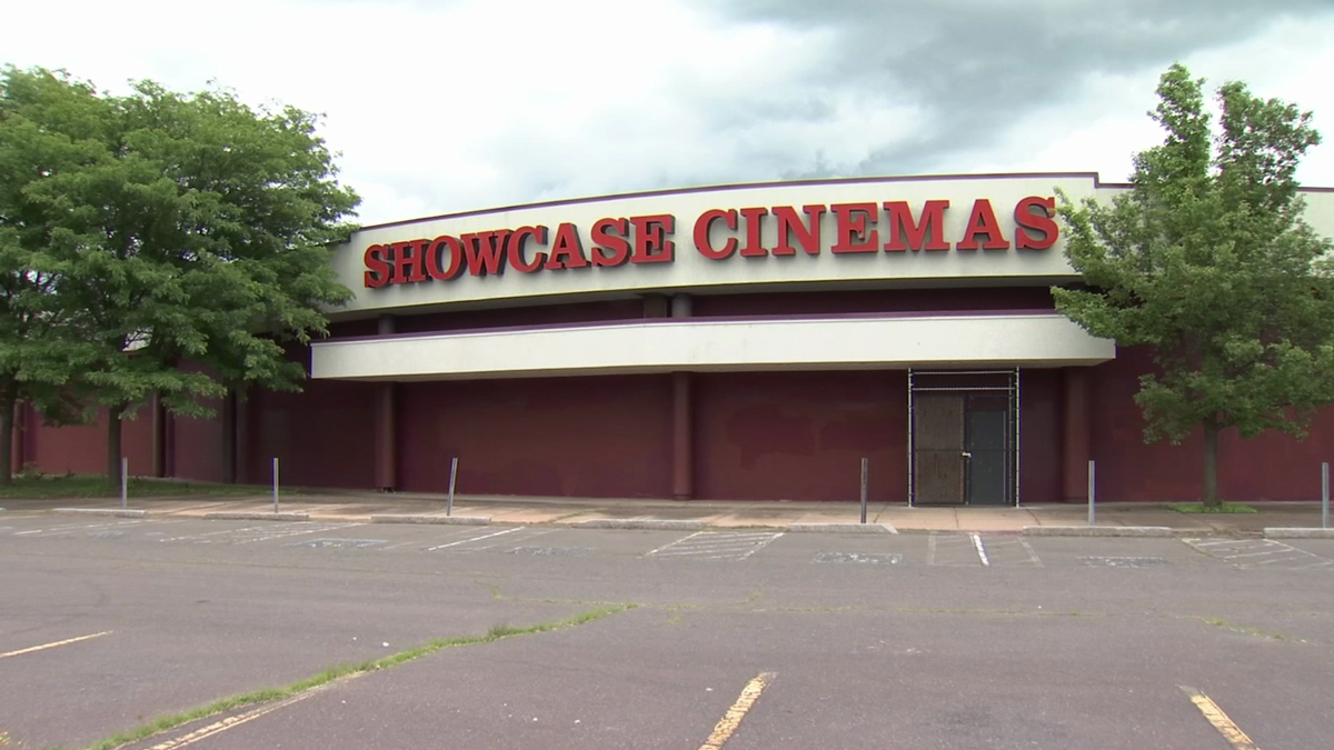 East Hartford Considers Purchasing Showcase Cinemas Property